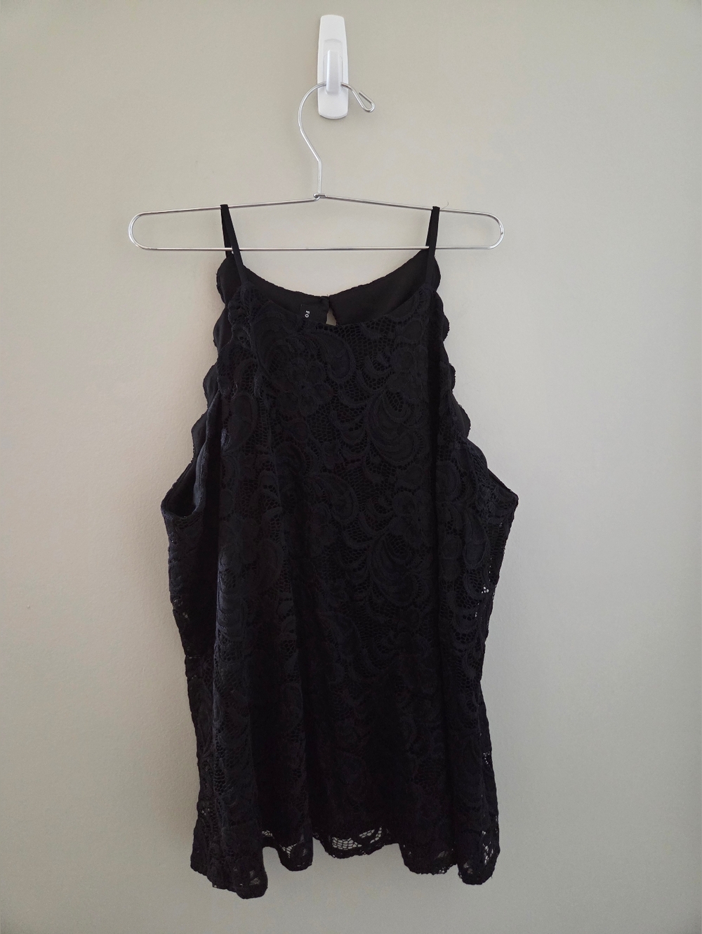 Fortune + Ivy Black Lace Halter Cami Top